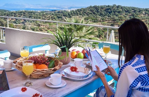 Stalos Villa | 24sleeps - 3 Modern renovated villas - 3 Prvt Pools - View