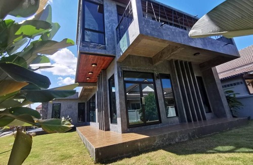 Chiang Rai House | 250 m² House ∙ 3 bedrooms ∙ 6 guests