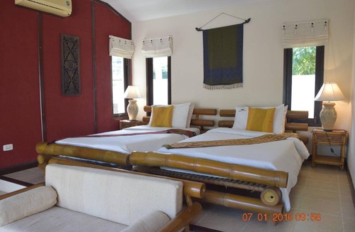 Bang Po Villa | 250 m² Villa ∙ 3 bedrooms ∙ 6 guests