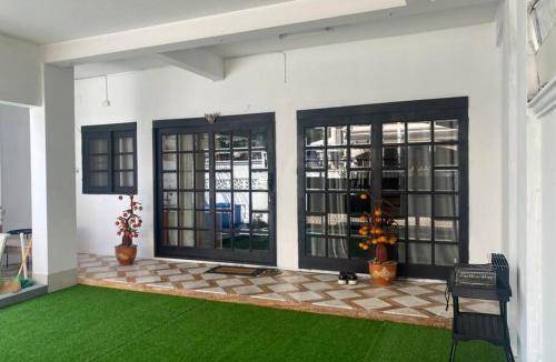 Thung Wat Don Villa | 250 m² Villa ∙ 5 bedrooms ∙ 14 guests