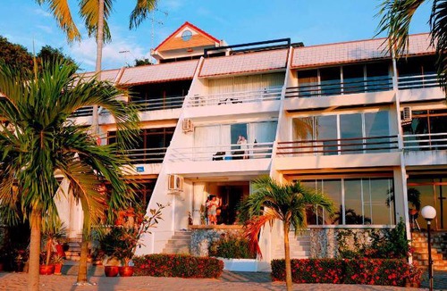 Si Racha Villa | 260 m² Villa ∙ 2 bedrooms ∙ 6 guests
