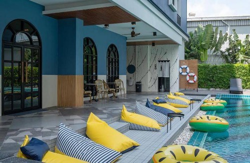 Racha Thewa Hotel | 28 m² Hotel ∙ 5 guests