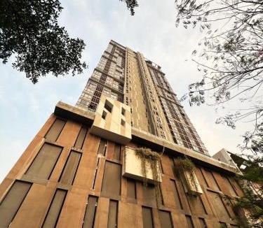 Khon Kaen Apartment | 2B2B City Scape Retreat