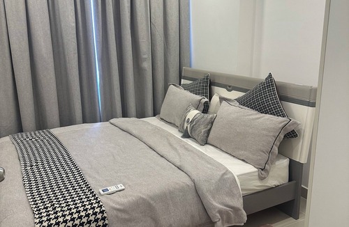 Ruessei Kaev House | 2bedroom apartment high floor fresh city view