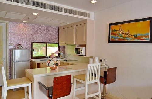 Nong Kae Apartment | 2Br nicely decorated with sea view 042