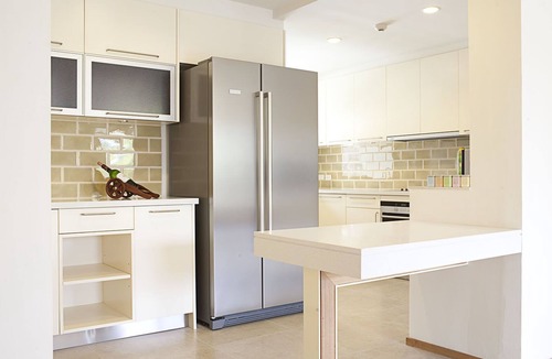Ploenchit Apartment | 3 (+1) Bedrooms Luxurious Apartment Near Chitlom BTS