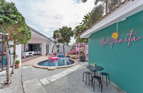 Pratumnak Hill House | 3-bedroom house in awesome Pattaya City with AC comfort