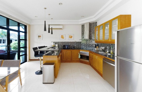 Rayong Villa | 3 Bedroom Villa at Safir Village, Ban Phe, Rayong