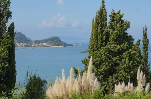 Sidari Villa | 3 bedroom villa with pool and sea views