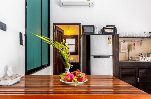 Ko Pha-ngan Villa | 3 Bedrooms Tropical House with mezzanine, 20 meters from the beach, small pool