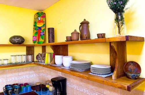Granada House | 3 BR Colonial Downtown With Private Pool , King Beds, A/C and Great View