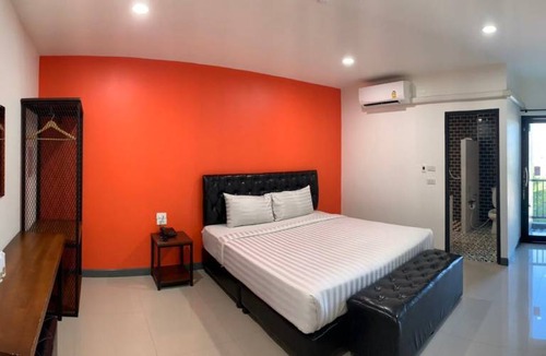 Suphan Buri Hotel | 30 m² Hotel ∙ 3 guests