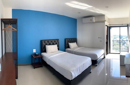 Suphan Buri Hotel | 30 m² Hotel ∙ 3 guests