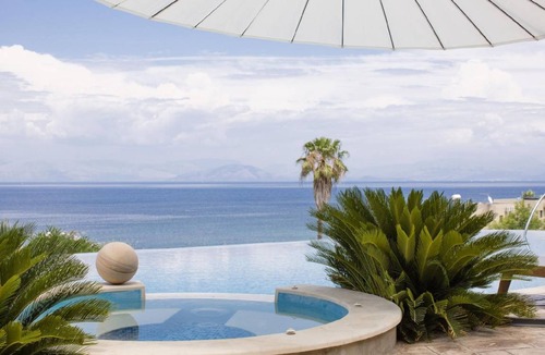 Notos House | 300 m² House ∙ 4 bedrooms ∙ 8 guests