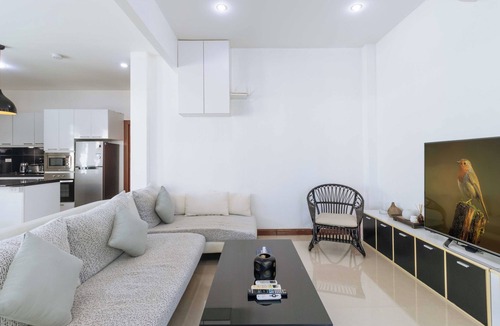 Cherngtalay Villa | 3BR Pool Villa Near Boat Avenue V303