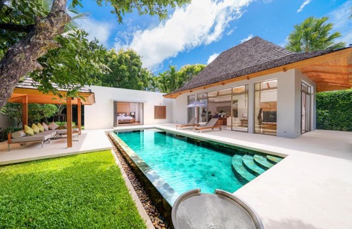 Thep Kasattri Villa | 3BR Private Pool Villa Tropical Phuket Escape