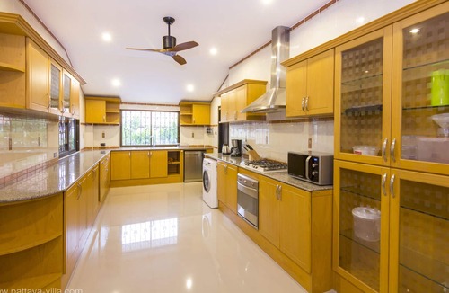 Nong Prue Villa | 4 Bed Luxury Villa with Private Pool near Walking Street & Beaches in Pattaya