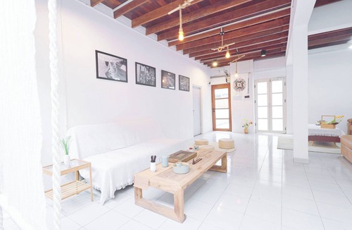 Ratchadaphisek Villa | 4 Bedroom/5 Beds Villa Din Daeng BKK