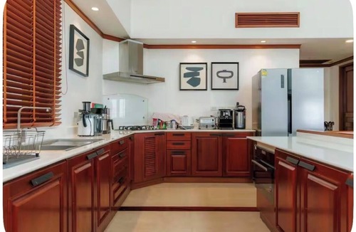 Patong House | 4-bedroom Patong sea view Breakfast included