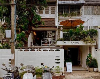 Ramkhamhaeng House | 4 JUNE&CO The cafe