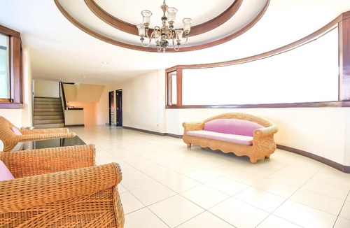 Racha Thewa Hotel | 40 m² Hotel ∙ 3 guests