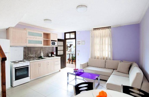Kalathas Apartment | 40 m² Serviced apartment ∙ 2 bedrooms ∙ 5 guests