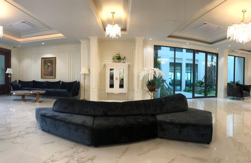 Ang Thong Hotel | 42 m² Hotel ∙ 10 guests