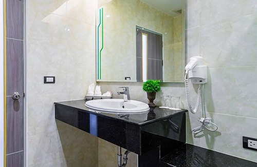 Nakhon Sawan Hotel | 42C The Chic Hotel