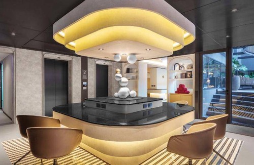 Rama 9 Hotel | 43 m² Hotel ∙ 127 guests