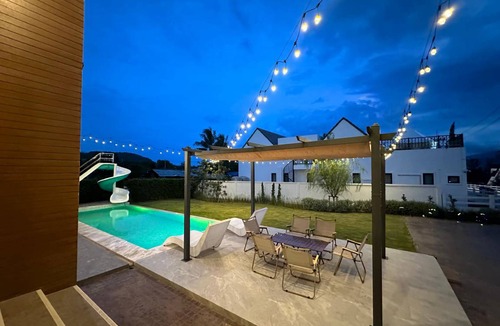 Pong Ta Long Villa | 450 m² Villa ∙ 5 bedrooms ∙ 20 guests
