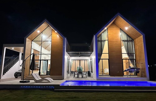 Pong Ta Long Villa | 450 m² Villa ∙ 5 bedrooms ∙ 20 guests