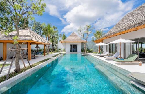 Thep Kasattri Villa | 4BR Private Pool Villa near Laguna & Layan Beach- Anchan Tropicana by Warm Plus