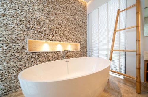 Thep Kasattri Villa | 4BR Private Pool Villa near Laguna & Layan Beach- Anchan Tropicana by Warm Plus