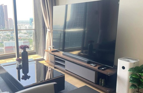 Khlong Tan Apartment | 5 Star Luxury Best Location in Bangkok