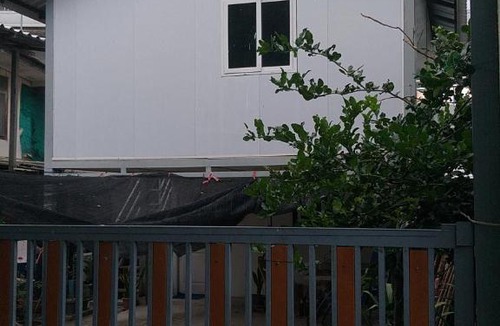 Thon Buri Villa | 50 m by BTS Taladplu