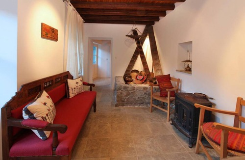 Kalopanayiotis Villa | 50 m² Villa ∙ 1 bedroom ∙ 4 guests