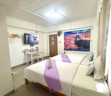 Khlong Thanon Hotel | 54place​สะพานใหม่ดอนเมือง