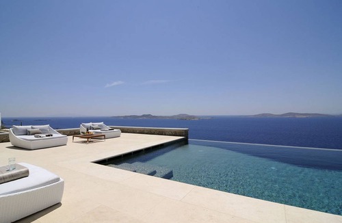 Agios Ioannis Villa | 550 m² Villa ∙ 9 bedrooms ∙ 18 guests