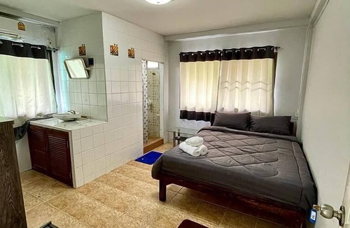 Chang Moi Hostel | 56 Chiang Mai Soi 3