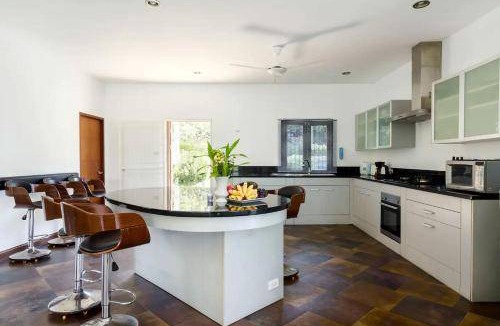 Thong Krut Villa | 560 m² Villa ∙ 4 bedrooms ∙ 8 guests