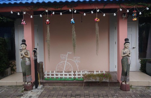 Bang Bon House | 58 Ville Resort