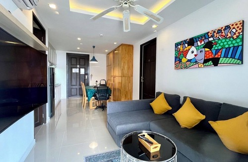 Patong Apartment | 6-19 - 2 Bdr Condo with Balcony and shared Pool