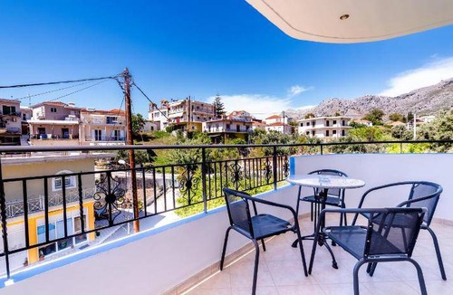 Paleros Bed & Breakfast | 60 m² Bed and breakfast ∙ 5 guests