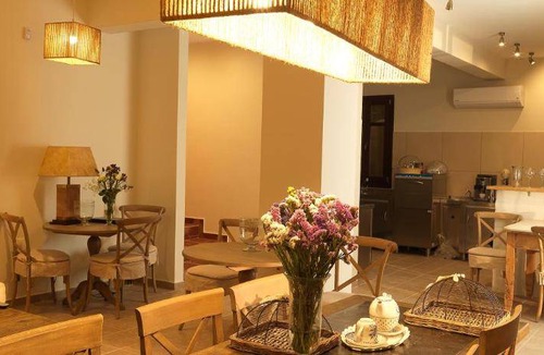 Karvelas Apartment | 60 m² Serviced apartment ∙ 127 guests
