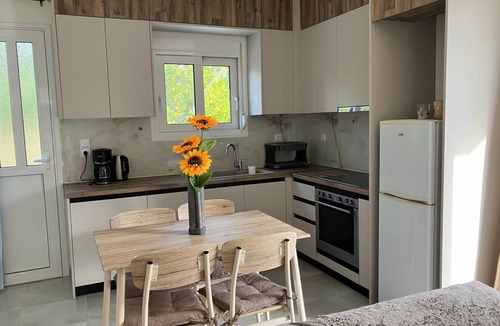 Kamena Vourla Apartment | 66 m² Apartment ∙ 2 bedrooms ∙ 5 guests