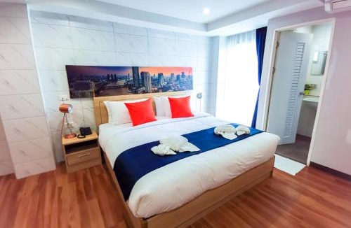 Khlong San Hotel | 7 Days Premium Hotel at Icon Siam Station - No Parking