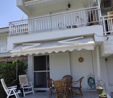 Gerakini House | 7 Seas House