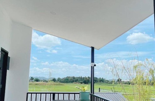 Ratchaburi Hotel | 70 m² Hotel ∙ 2 bedrooms ∙ 8 guests