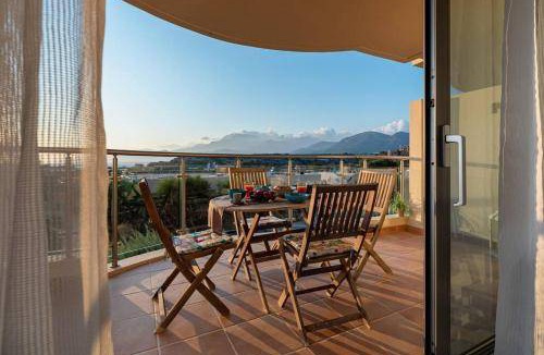 Makry Gialos Apartment | 75 m² Apartment ∙ 2 bedrooms ∙ 5 guests