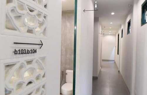 Pom Prap Sattru Phai Hostel | 75 m² Hostel ∙ 6 guests